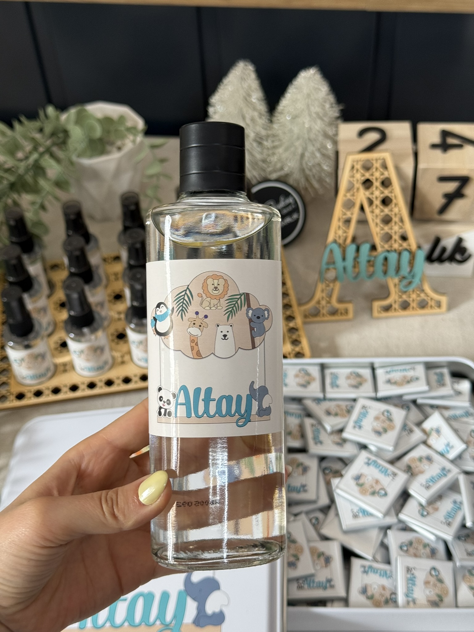 Büyük Cam Şişe İkramlık Kolonya